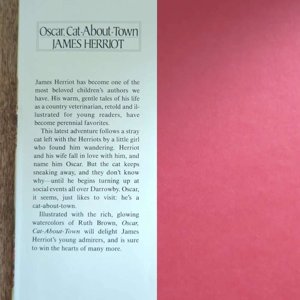 Oscar, Cat-About-Town by James Herriot - Illustrated Book - Picture 3 of 9